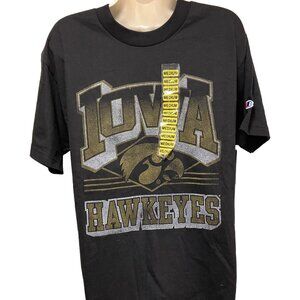 NWT Iowa Hawkeyes T-Shirt Size: Medium